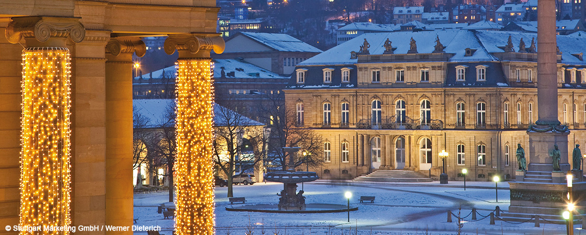 Schlossplatz Winterabend