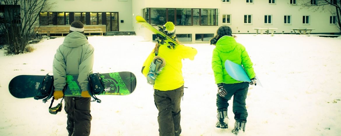 Snowboarder und Freestyler kommen im  Skizirkus Brauneck auf ihre Kosten