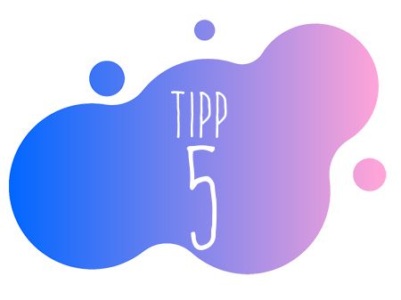 Eine gezeichnete blau-violette Wolke mit dem Text "Tipp 5"