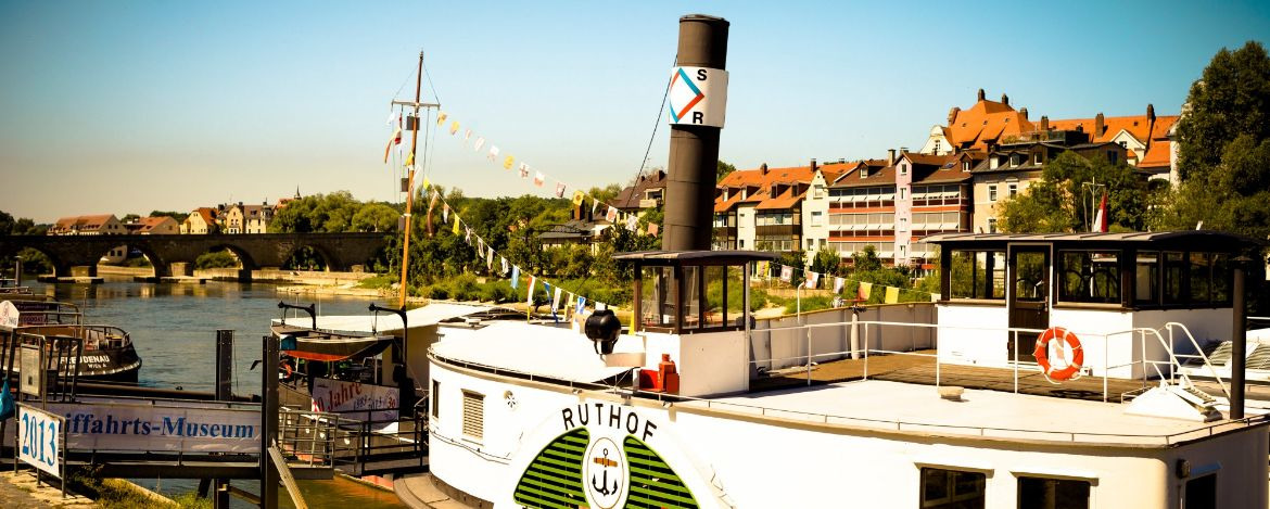 "Strudelfahrt" auf der Donau