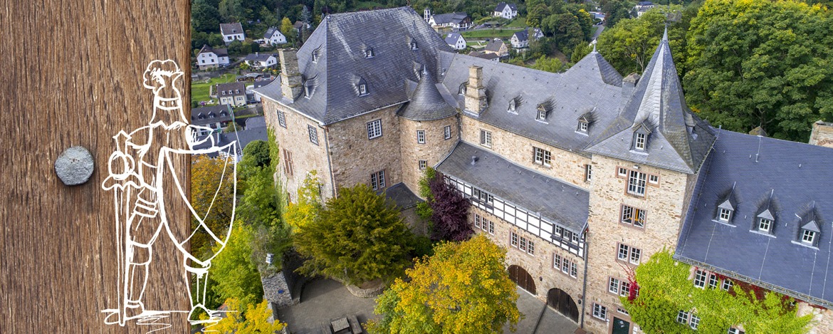 Außenansicht der Jugendherberge Burg Blankenheim