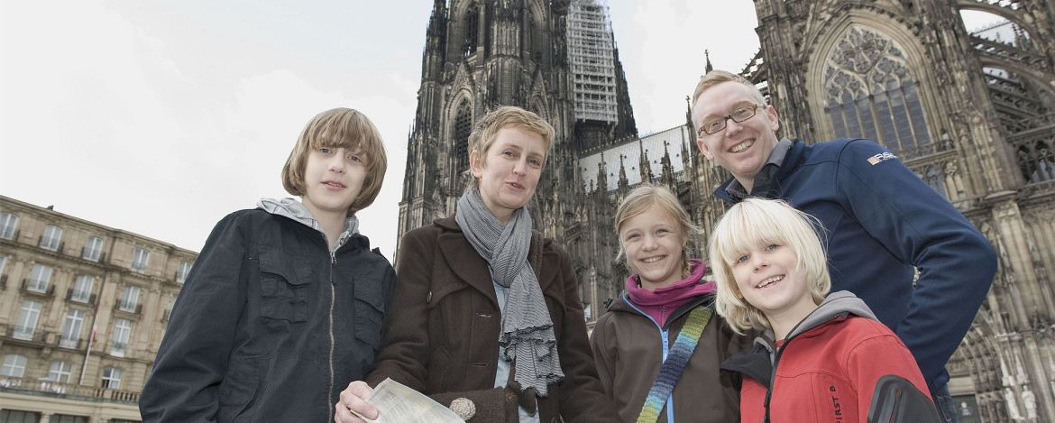 Familienreisen in die Jugendherberge Köln-Deutz